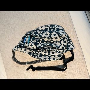 KAVU sling rope bag. Navy ikat. EUC